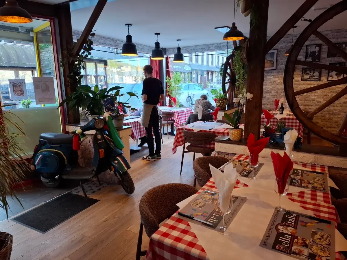 Bella Italia, restaurant à Bouillon