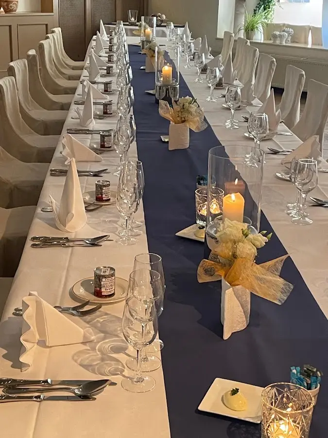 Bevershof feestzalen & bistro Ellen, restaurant à Bilzen-Hoeselt