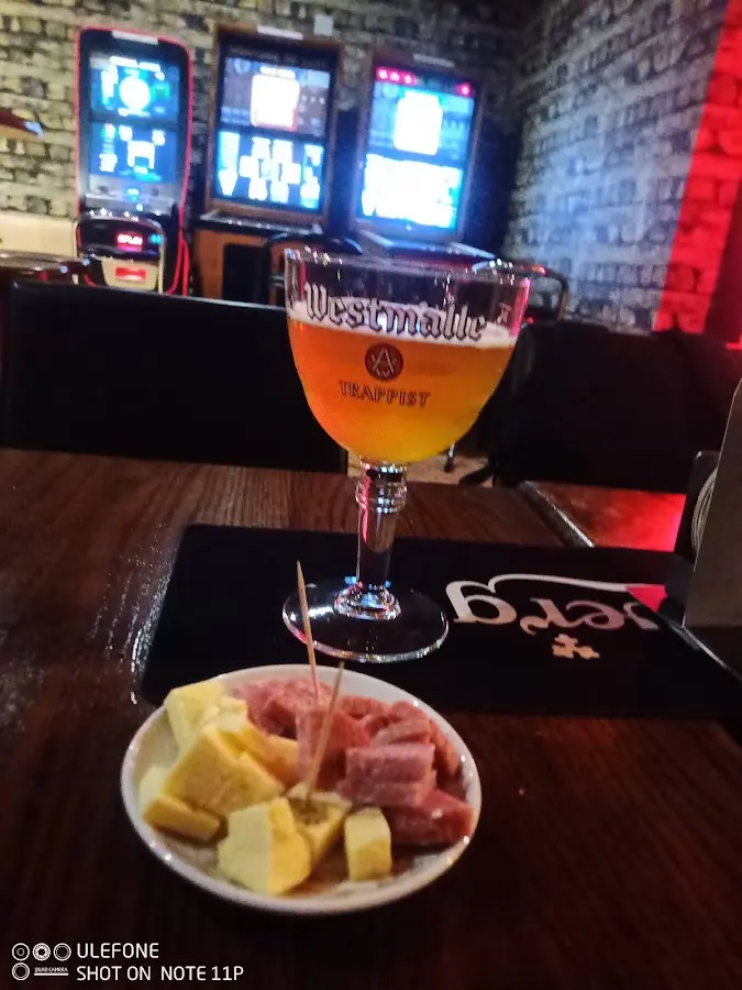 Plats de Brasserie De L Avenue