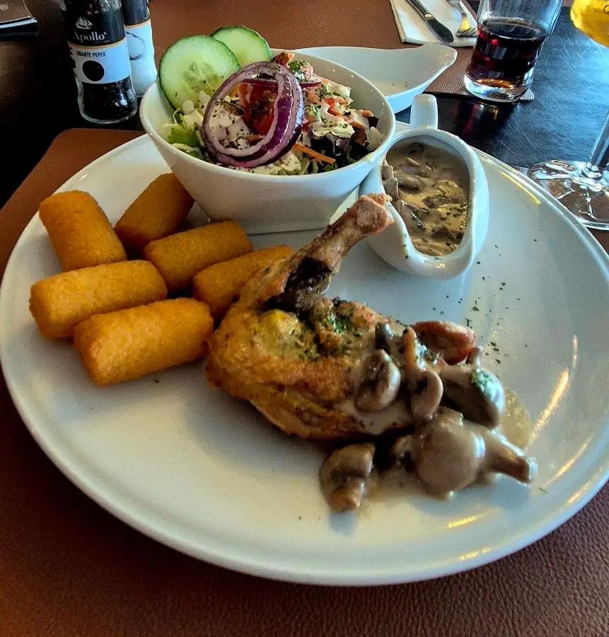 Brasserie-Fietscafé De Reppeleir, restaurant à Bocholt