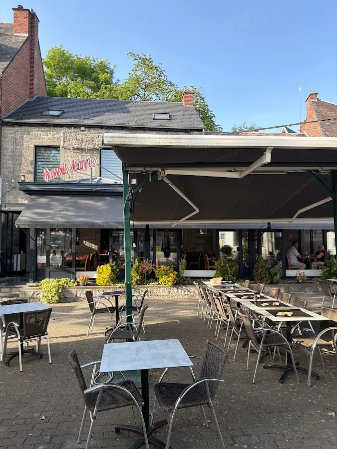 Brasserie Jeanne, restaurant à Couvin