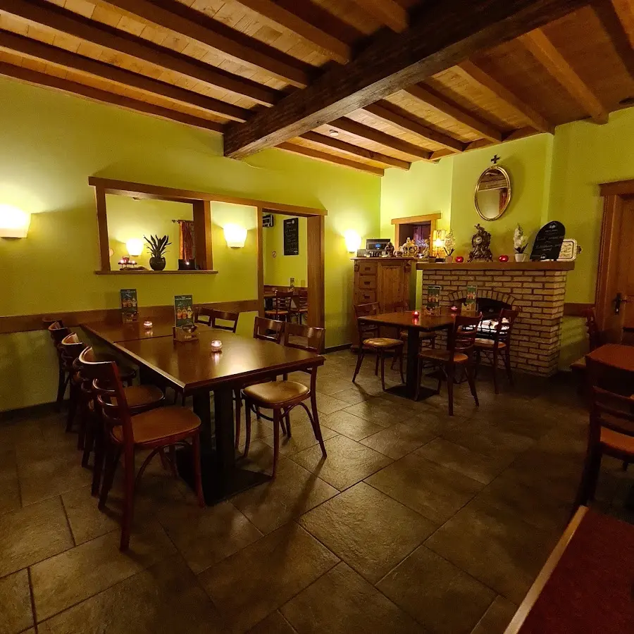 't Platteland, restaurant à Biévène