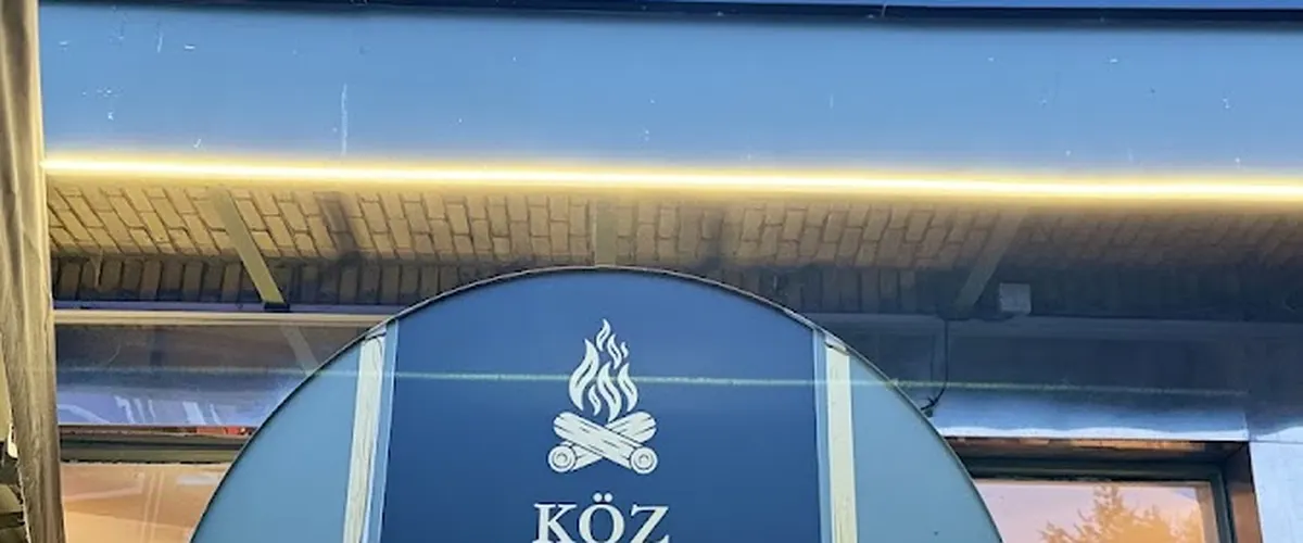 Plats de Köz Grill House